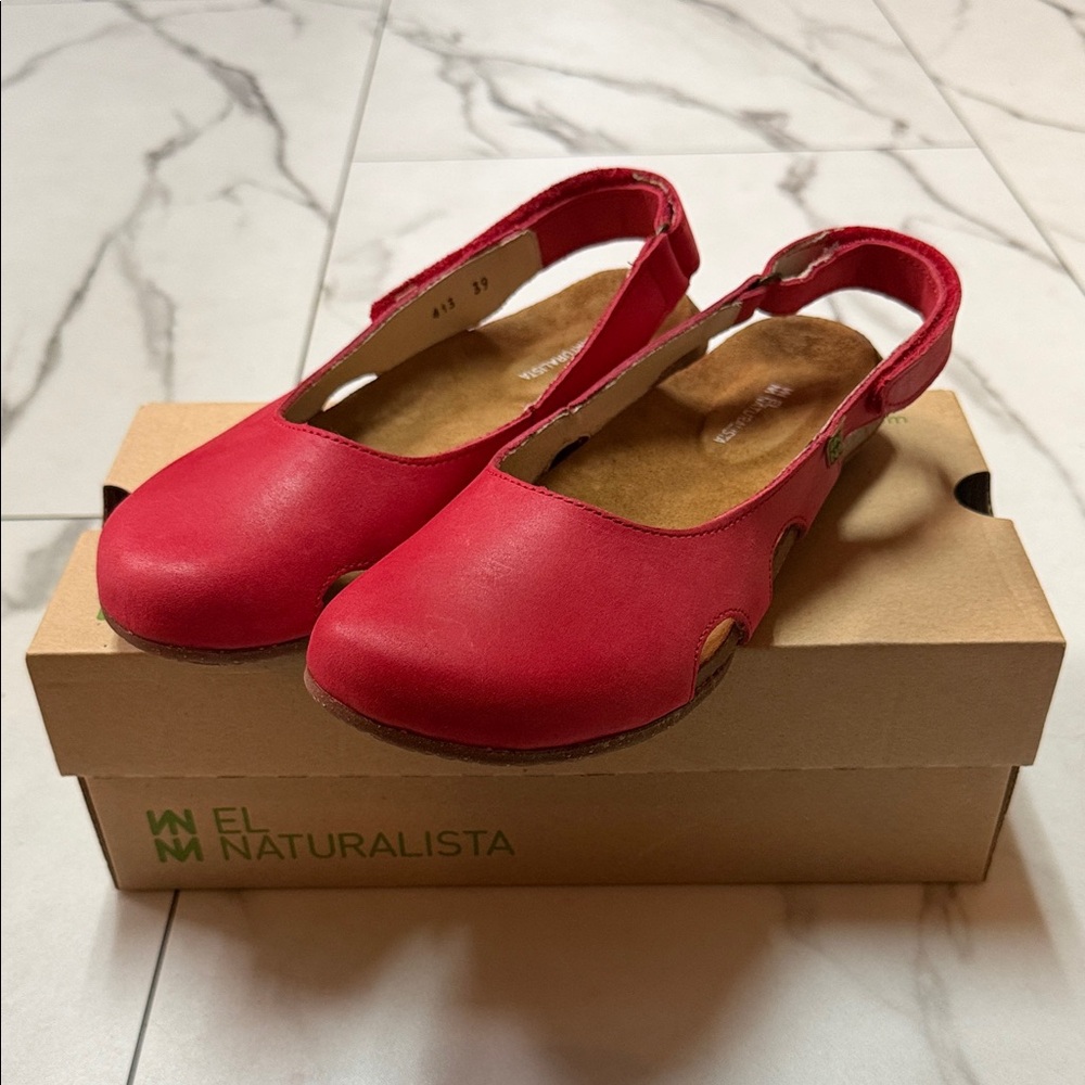 El Naturalista Red Leather Slingback Clogs Womens Size 8